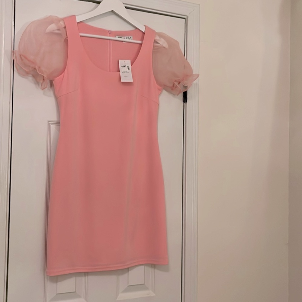 NWT joy joy baby doll pink dress with organza puff sleeves size small